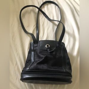 Black Shoulder Purse with Pockets/Compartments